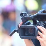 結婚式の余興動画の撮影は 一眼レフカメラ or ビデオカメラ?